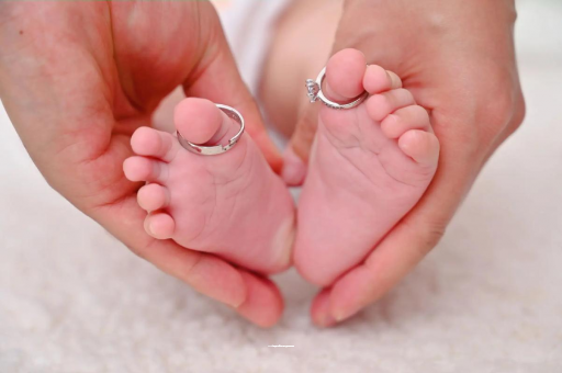 长垣宝宝睡觉头上都是汗