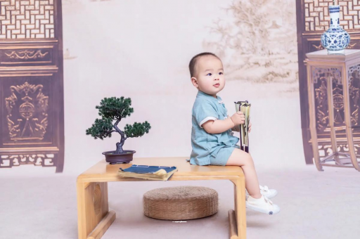 长垣宝宝几个月笑出声